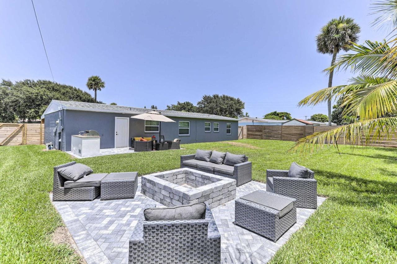 Beach House With Outdoor Kitchen, Walk To Coast Cocoa Beach Kültér fotó