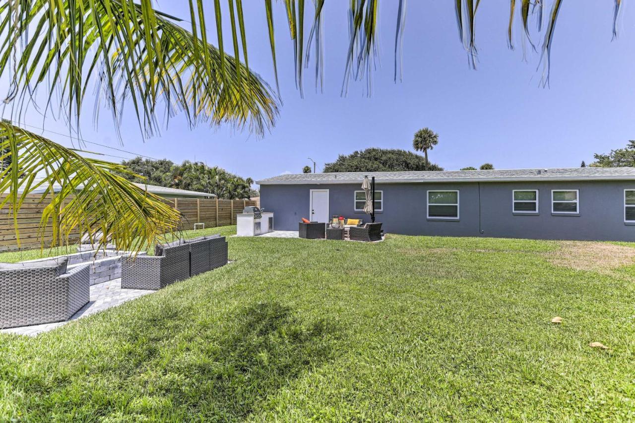Beach House With Outdoor Kitchen, Walk To Coast Cocoa Beach Kültér fotó